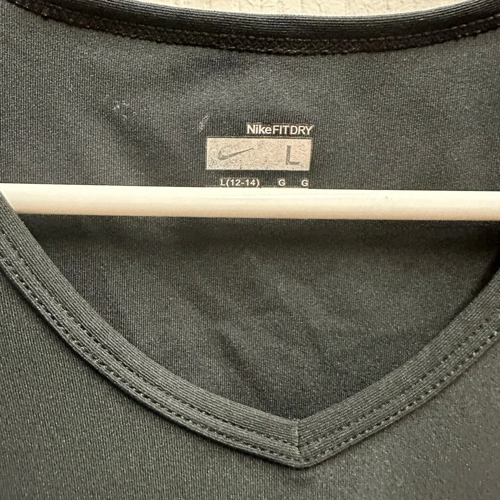 Nike Women's Black Tank Top size L/ NWOT